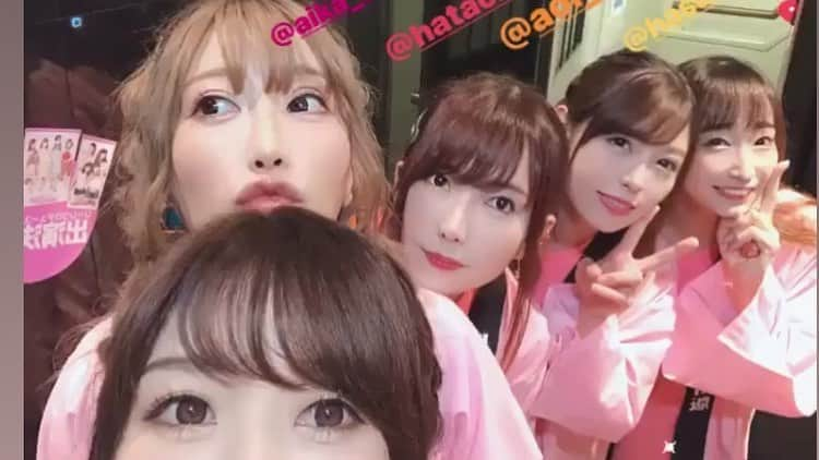 AIKAさんのインスタグラム写真 - (AIKAInstagram)「. 2019.7.17 桃太郎映像トークイベント🍑 . . #aika  #大槻ひびき  #波多野結依  #あおいれな  #蓮実クレア  #桃太郎映像  #トークイベント」7月21日 1時54分 - aika_honmono