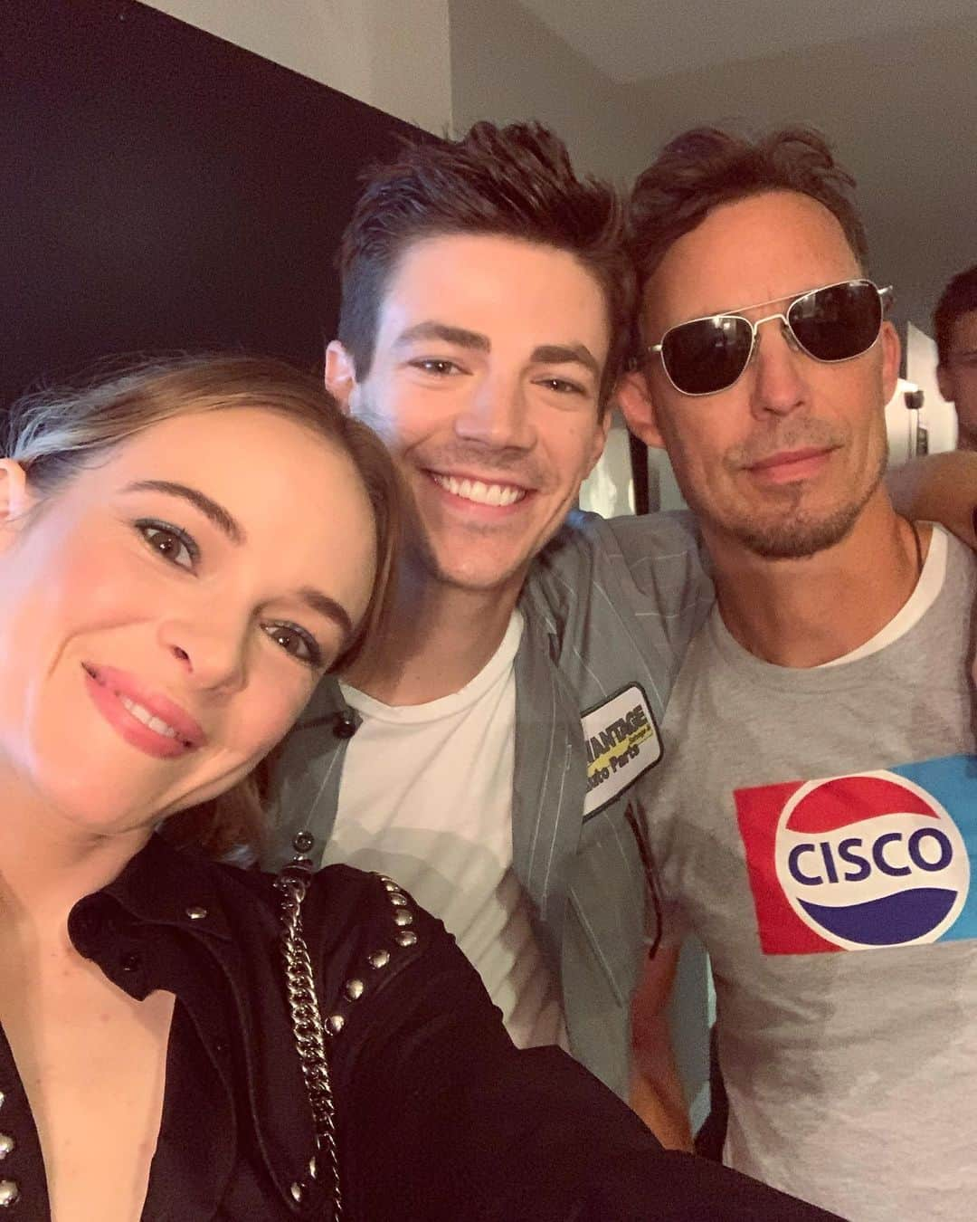 The Flashさんのインスタグラム写真 - (The FlashInstagram)「Are you guys enjoying the takeover so far?! Stay tuned for more fun today!! ⚡️⚡️ #CWSDCC #TheFlash」7月21日 2時07分 - cwtheflash