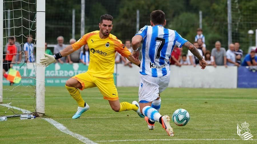 レアル・ソシエダさんのインスタグラム写真 - (レアル・ソシエダInstagram)「⏸ Descanso en Zarautz. / Atsedenaldia Zarautzen Real Sociedad 0 - 1 @realracingclub  #AurreraReala #RealSociedad」7月21日 2時50分 - realsociedad