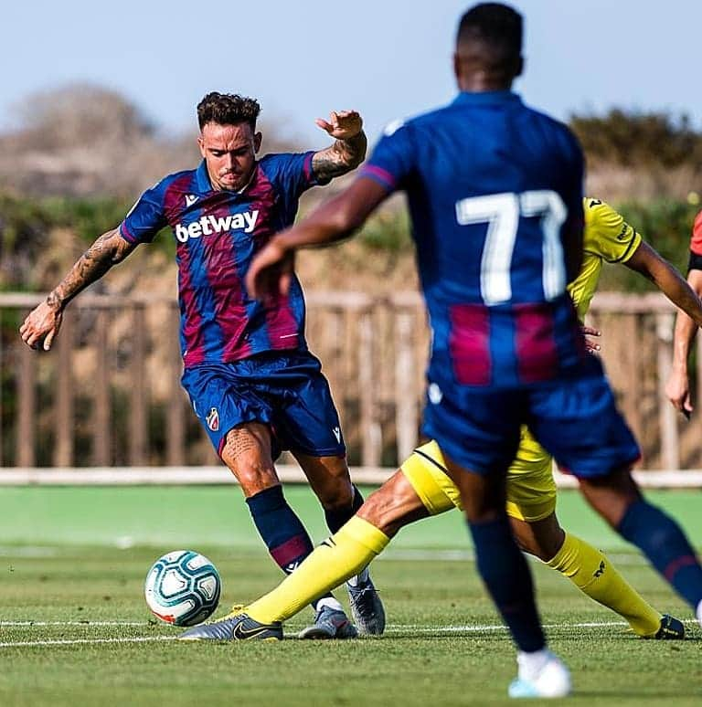 レバンテUDさんのインスタグラム写真 - (レバンテUDInstagram)「Revive las mejores imágenes del primer tiempo (0-1) #LevanteVillarreal ---- #MachoLevante #LevanteUD #LaLiga #laligasantander #Futbol #Football #110AñosDeResistencia #OrgullGranota #PreSeason #LUDInside」7月21日 2時56分 - levanteud