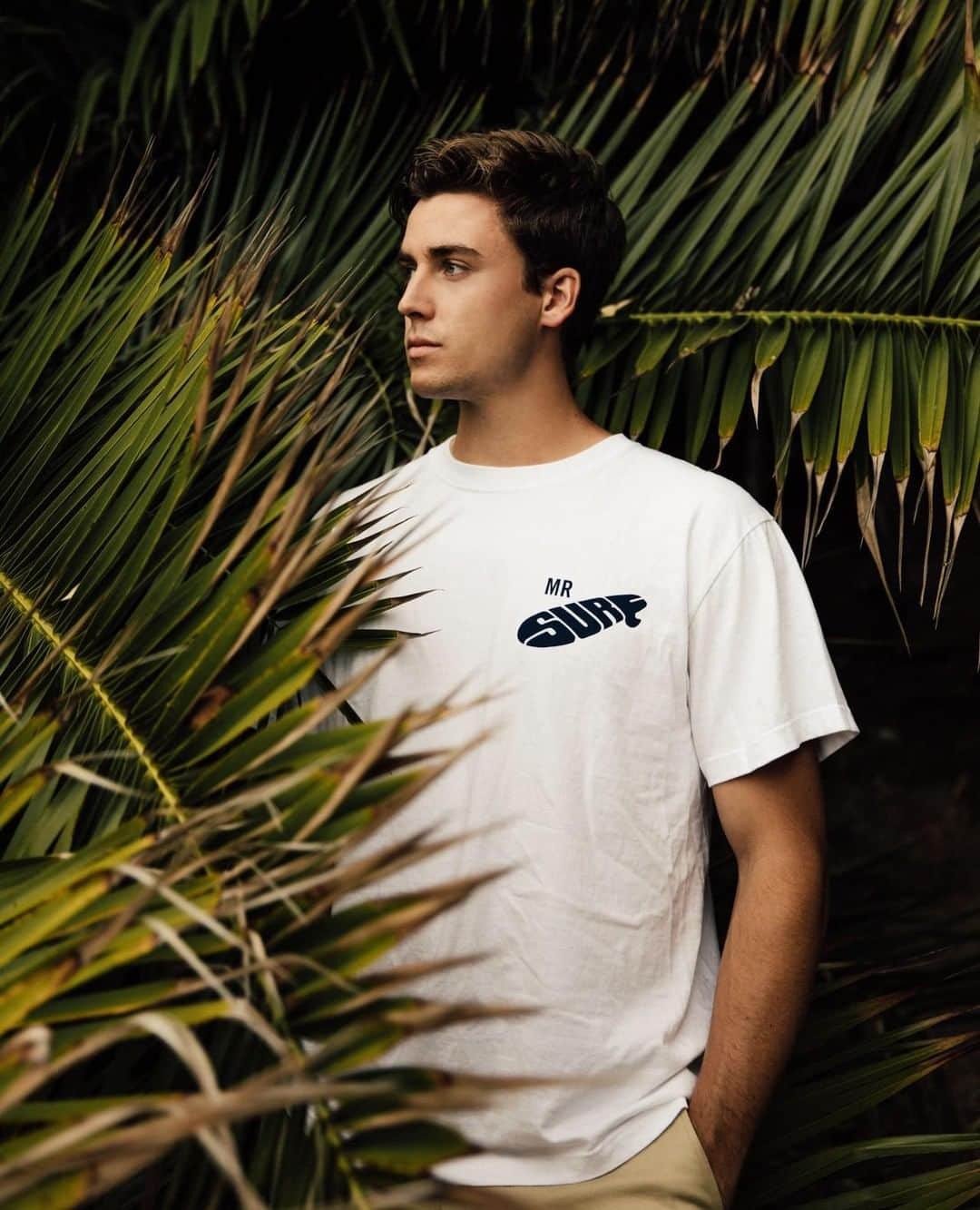MR PORTERのインスタグラム：「The one time we are advocating blending in 🍃⁠ -⁠ Mr @brockdehaven at @hoteljoaquin #MRPORTERontheroad.」