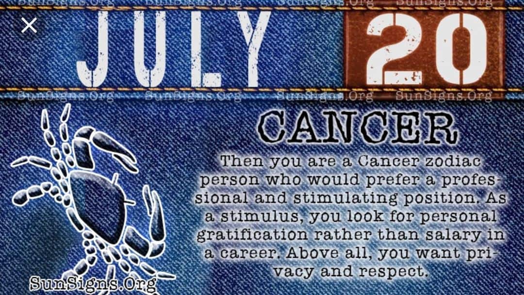 レイ・アレンのインスタグラム：「I don't know much about horoscopes but this is me all the way! I know there are many of us born on July 20th, so Happy Birthday to everyone out there in the world that shares this awesome day with me! How many of you with summer birthdays hated not being able to have a party at school growing up🙋🏾‍♂️😫. Well, we all turned out ok. Lol. Also,  thank you to everyone for the amazing birthday wishes! #birthdaytwins #cancerzodiac #july20 #201stdayoftheyear #44」