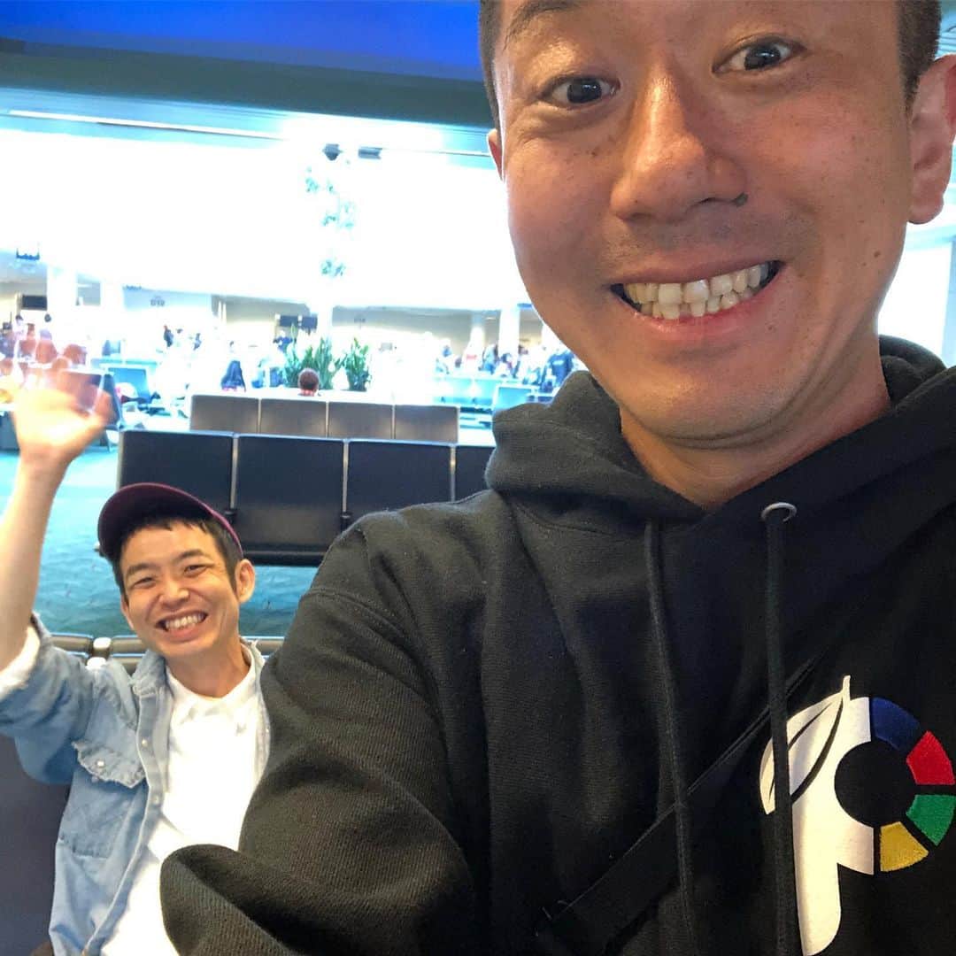 のインスタグラム：「歩いて歩いて歩きまくった旅。  帰りの道中、ゆっくり振り返ります。  See ya soon, PDX✋  #tdx #loveitportland #loveitoregon #traveloregon #travelportland #ポートランド #オレゴン #mash #pdx」