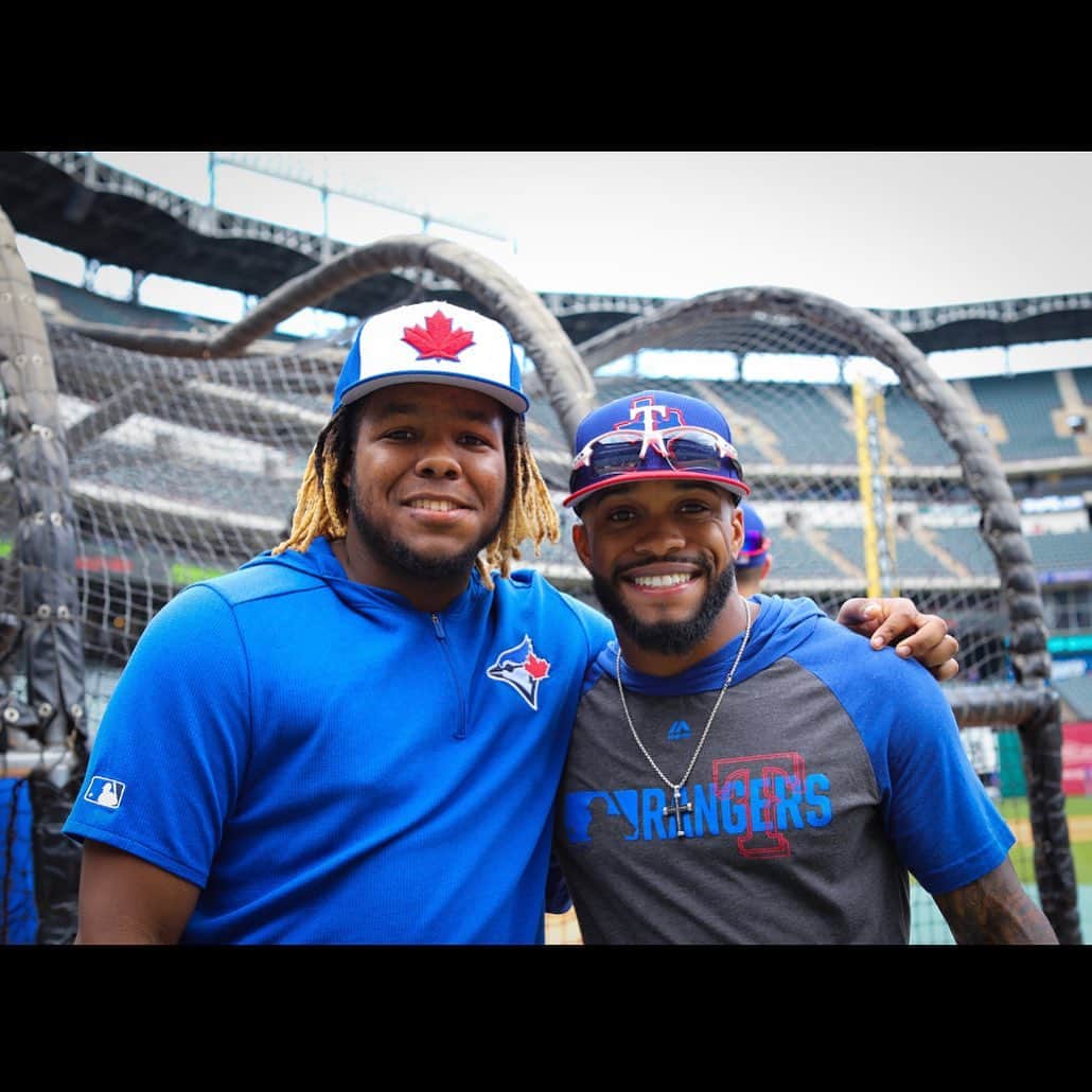 デライノ・デシールズ・ジュニアのインスタグラム：「Just a couple Canadian clubhouse kids... #montrealexpos」