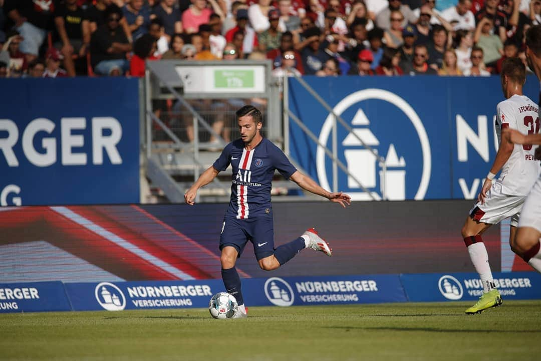 パブロ・サラビアさんのインスタグラム写真 - (パブロ・サラビアInstagram)「🇫🇷Deuxième match de pré-saison, hereux pour mon premier ⚽️ avec @psg 😄😄/ 🇪🇸 segundo partido de la pretemporada, feliz por mi primer gol con el @psg  #PSG #Icicestparis  #AllezParis #PS19」7月21日 4時01分 - pablosarabia92