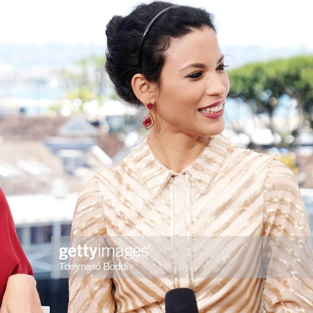 ダナイ・ガルシアさんのインスタグラム写真 - (ダナイ・ガルシアInstagram)「Celebrating the good times at @imdb @comic_con with @feartwd  You can’t miss tonight’s mid season finale! 🎬🥰🌸😎🎉 #thisishappening #thebest #thisisus #danaygarcia #tvline #tvshows #gracias #growth #lucianaisback @amc_tv  Never forget the magic 🌸」7月21日 4時29分 - danaygarcia1