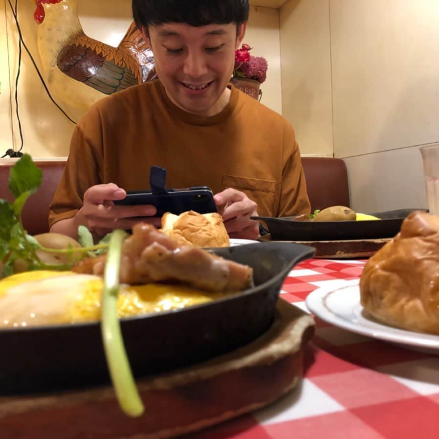 はいじぃさんのインスタグラム写真 - (はいじぃInstagram)「昨日は佐久間さんとのトークライブ『アゴイオン会』でした。  最近、このライブのために毎回茨城にロケに行ってる気がする。  なんか、それも定期的な楽しみになっている。  結局、茨城にわざわざ行って、 50m走してるとか、 そういうのがまた良いなあ。」7月21日 5時01分 - hai_g