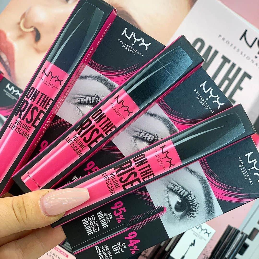 NYX Cosmeticsさんのインスタグラム写真 - (NYX CosmeticsInstagram)「Who’s snagged our NEW On The Rise Volume Liftscara? ($11) 🙋‍♀️ Available now nationwide ✈️💕 || #regram @shaughnessysdm #nyxcosmetics #nyxprofessionalmakeup #crueltyfreebeauty #veganformula」7月21日 5時59分 - nyxcosmetics