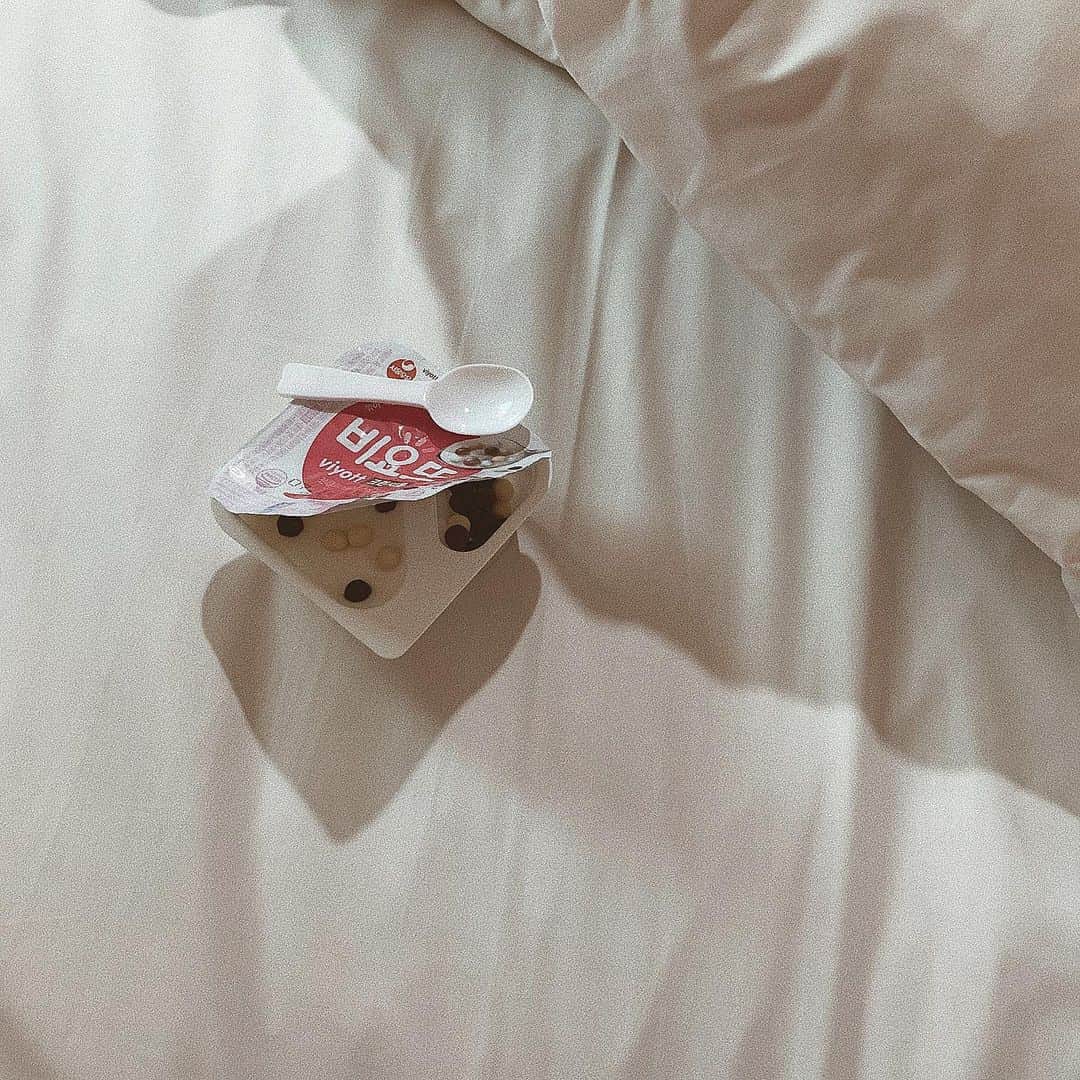 のインスタグラム：「🥣 💭 ⠀ 新作可愛すぎて震えてる・・🥺 早くお披露目したい @_hyeon_jp」
