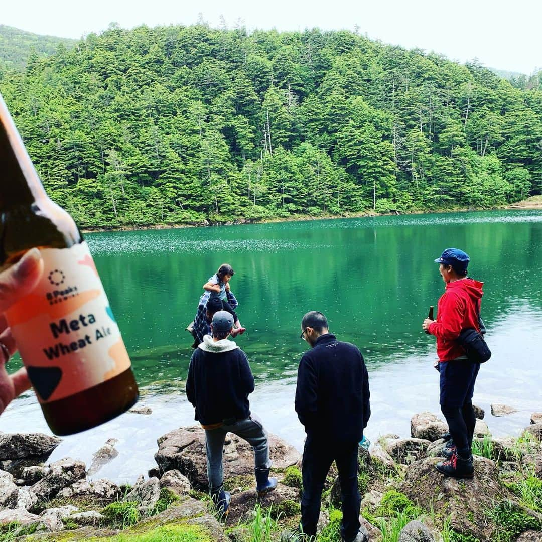 田中幸さんのインスタグラム写真 - (田中幸Instagram)「一期一会の繋がりの 山小屋の夜  翌日、蓼科山山地で再会⛰  #登山トレーニング #家族登山 #双子山ヒュッテ @marmot @marmot_japan #marmot #マーモット #アウトドアウェア #KEENAMBASSADOR #KEENJAPAN #KEEN #アウトドア #アウトドア女子 #山ガールファッション #山ガール #登山 #登山女子 #コーデ」7月21日 16時17分 - sachitanaka