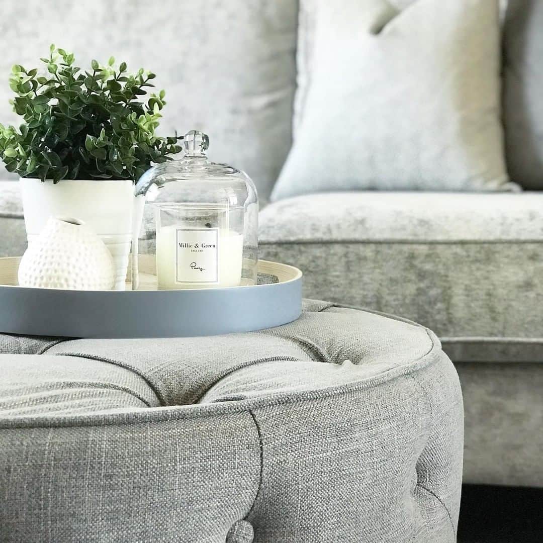 ローラアシュレイのインスタグラム：「Give your home the look of luxury with our beautiful Astley Buttoned Footstool as styled by @loughviewbuild. Enjoy up to 50% off + extra 20% off in our Summer Sale. Hurry, offer ends tomorrow!」