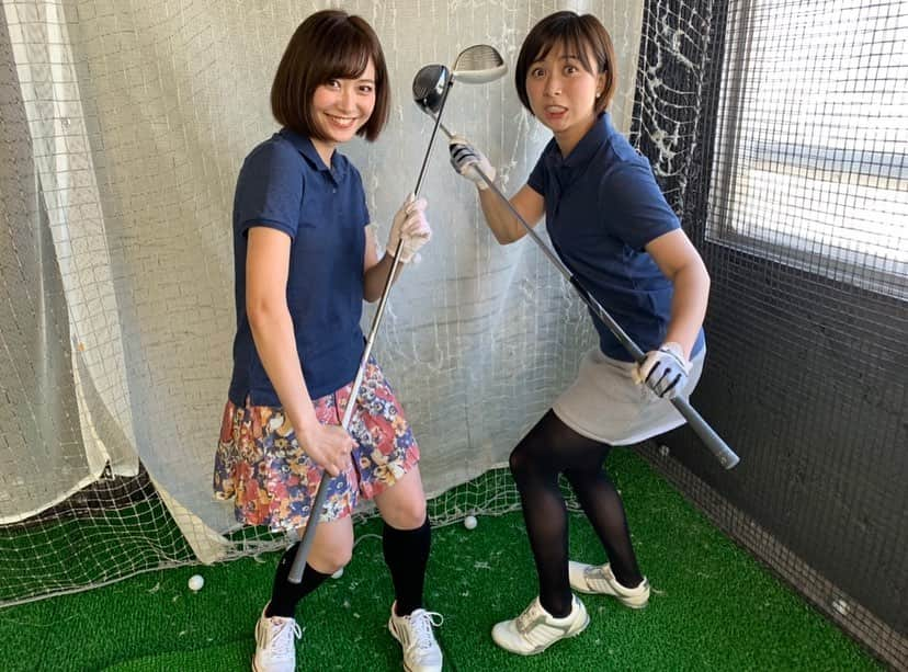 久冨慶子さんのインスタグラム写真 - (久冨慶子Instagram)「全英オープンゴルフ最終日です🏌️‍♂️ 雪乃ちゃんとロケをした時の写真😆 なんでこんなポーズしたんだろう。。 動画をご覧いただいた方は分かると思いますが、私はゴルフが下手です💦 ドライバーも飛ばないけど、パターも苦手。。 大会を見ていると プロの素晴らしさに感動します！！！！！ 是非最終日もお見逃しなく⛳️ ＊ ＊ #いつも元気な #山本雪乃 アナ #楽しいロケでした #プロのプレーを見るとゴルフに行きたくなる」7月21日 9時58分 - keiko0hisatomi