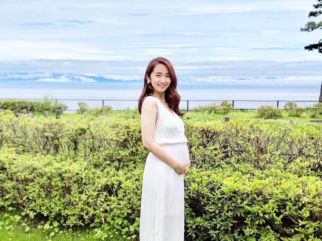 小野恵美のインスタグラム：「ご報告🍀  私事ではありますが、この度、お腹に新しい命を授かりました。 今秋に出産予定です。 日々大きくなるお腹がとても愛おしく、家族が増える幸せを夫婦で実感しています。  放送でもお知らせしましたが、ラジオは今月で卒業することになりました。来週がラストです🌟 よろしくお願いします✨ #ご報告 #👶」
