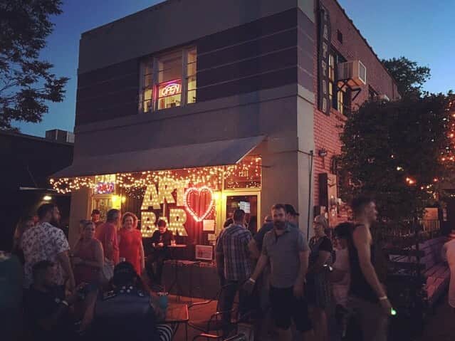PINKY DOODLE POODLEさんのインスタグラム写真 - (PINKY DOODLE POODLEInstagram)「We arrived at tonight’s venue “ART BAR” in Columbia, SC!! It’s Halloween night!😁 Come on!! . . . #artbarcolumbia #columbiasc #pinkydoodlepoodle  #pdp  #ustour2019  #highenergyrocknroll  #livemusic #rockmusic #rock #rockband  #japanese #japaneserockband #ustour #livetour  #tourlife #musicianlife #musician #gibsonguitars #gibsonbass #gibson #eb3 #lespaul #marshallamps #vintage #femalebassist #femalevocalist」7月21日 10時27分 - pinkydoodlepoodle