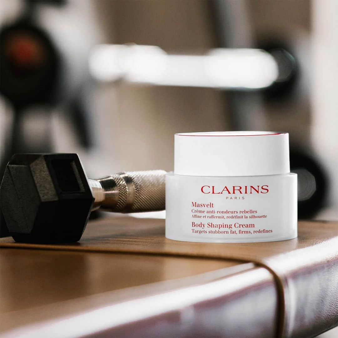 Clarins Méxicoさんのインスタグラム写真 - (Clarins MéxicoInstagram)「¡Por fin tendrás esos brazos definidos para verte perfecta! Elimina el exceso de grasa y afínalos en sólo 2 semanas para lucirlos este verano con Masvelt Shaping Cream. ¡Vas a amar los resultados! ¡Cómpralo en el link de nuestra bio! www.clarins.mx . . . #vivoclarins #masvelt #bodyshaping #bikinibody #fit」7月21日 10時58分 - clarinsmx