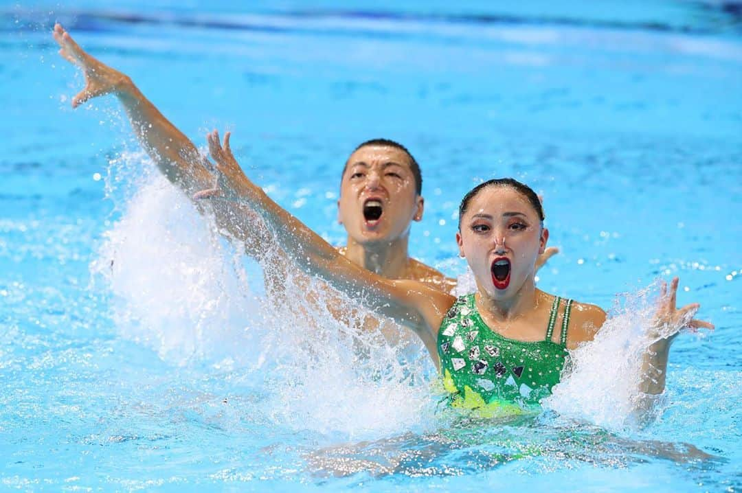 日本オリンピック委員会さんのインスタグラム写真 - (日本オリンピック委員会Instagram)「水泳の世界選手権第9日、アーティスティックスイミングの混合デュエット・フリールーティンで安部篤史選手、足立夢実選手組が今大会2個目となる銅メダルを獲得しました！🎉🎉 . 18th FINA World Championships . [Artistic Swimming - Mixed Duet Free] 🥉安部篤史/Atsushi Abe, 足立夢実/Yumi Adachi ． #安部篤史 #足立夢実 #アーティスティックスイミング #ArtisticSwimming . #がんばれニッポン #TEAMNIPPON #JapaneseOlympicCommittee . 📷 AFLOSPORT」7月21日 11時34分 - teamjapanjoc