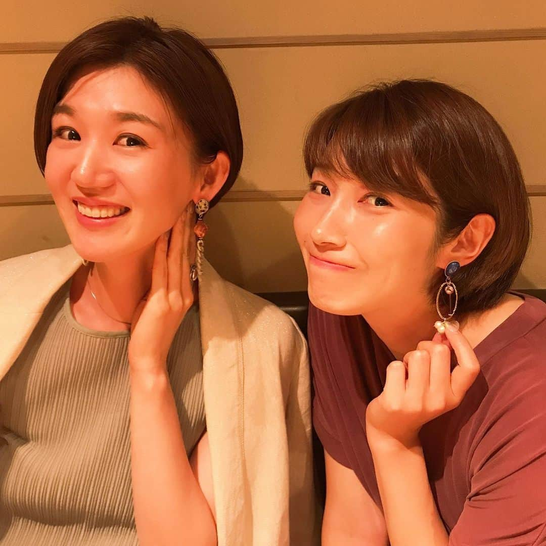 藤井瑞希さんのインスタグラム写真 - (藤井瑞希Instagram)「・ ・ 大好きなメグ姉さんと大好き安定の舞子と❤️💛❤️ ・ ・ 焼き肉Night🥩 ・ ・ メグさんもうすぐ3じゅーウン歳だし、舞子この前3じゅーイッ歳なったから、私の大好きな @yumi__meow さんのピアスをプレゼント🎁🥰 ・ ・ 絶対ツボってくれると思ったんだよなぁああ〜 ・ ・ 喜んでくれて嬉しすぎた！☺️ ・ ・ 2人とも楽しい時間をありがとう😽✨ ・ ・ ちなみに私の好きな @yumi__meow さんが今東京でPop up store してるからきになる方は、ユミさんのインスタのぞいてみてね🤗 ・ ・ #メグたん #舞子 #楽しかった #笑った #焼き肉」7月21日 12時02分 - bdmntnfujiimizuki