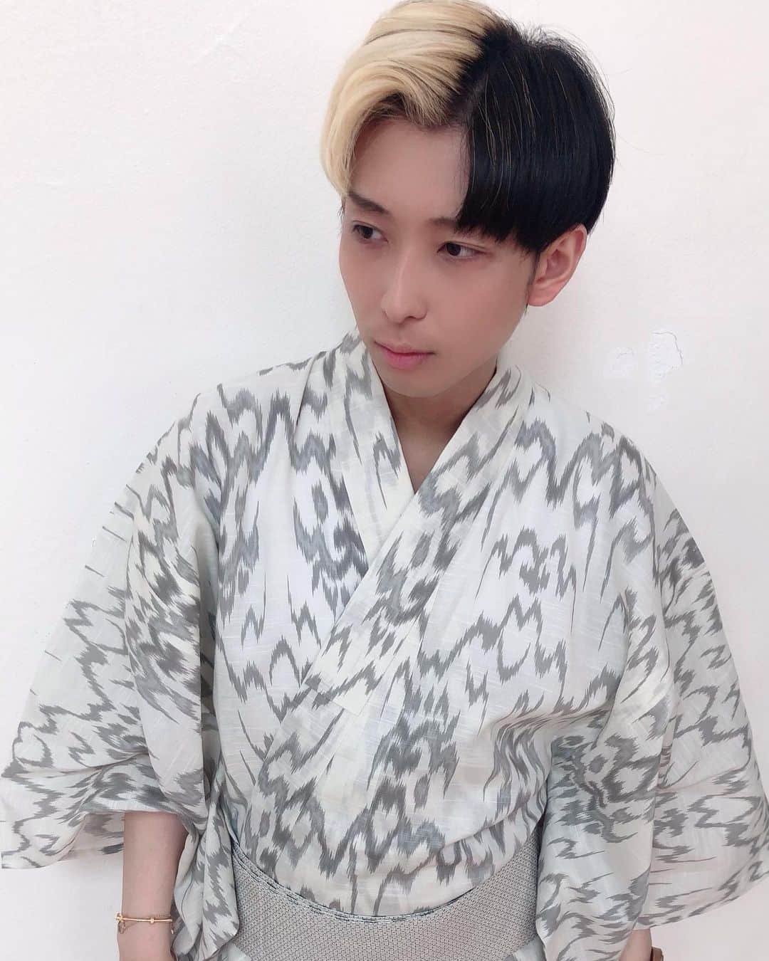 Hikaru（ヒカル）さんのインスタグラム写真 - (Hikaru（ヒカル）Instagram)「浴衣の季節やな、どうですか？ #和風館ICHI」7月21日 12時50分 - tadanokarisuma