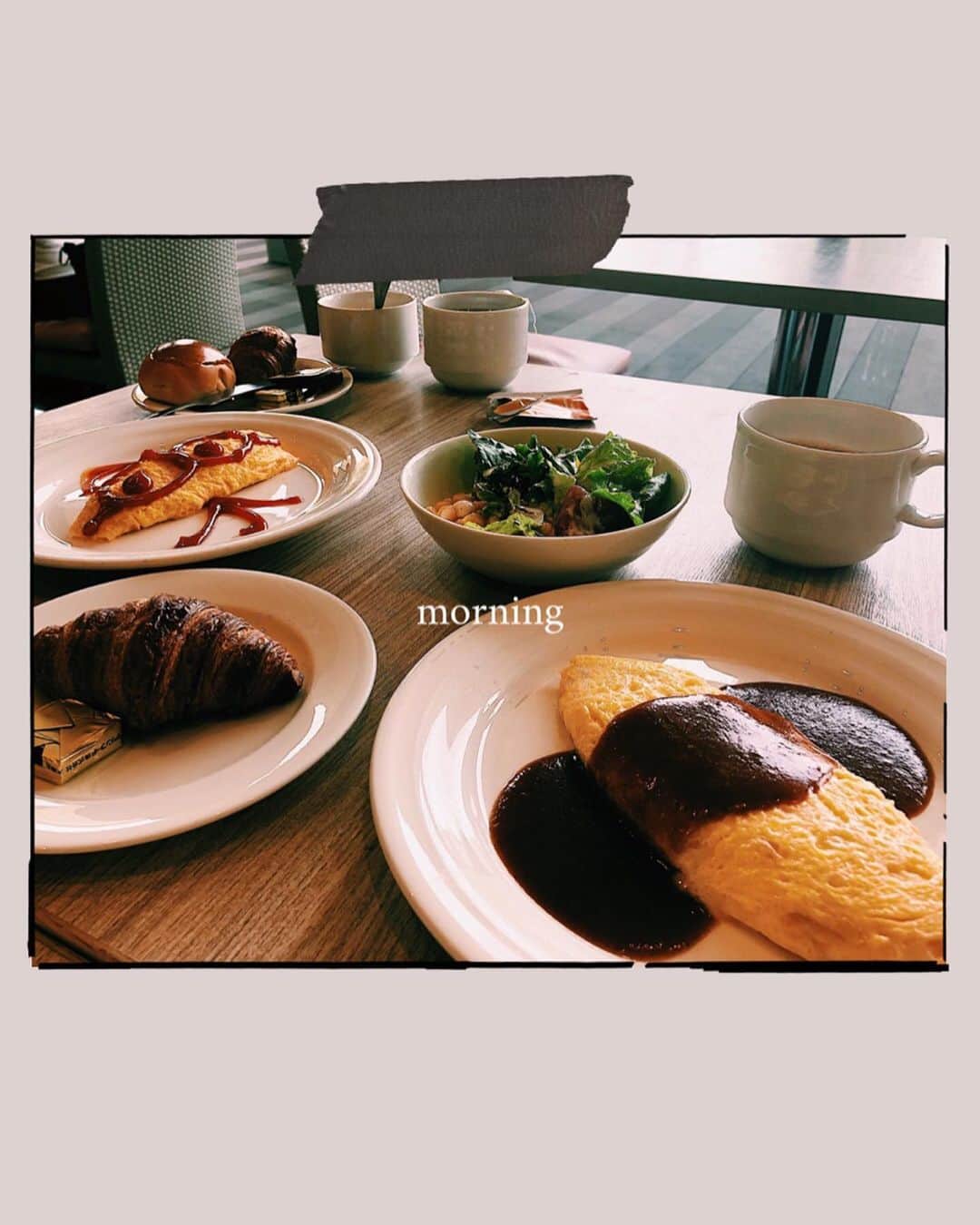 梯真奈美さんのインスタグラム写真 - (梯真奈美Instagram)「のんびり朝食🥞❤️」7月21日 13時11分 - official_manami
