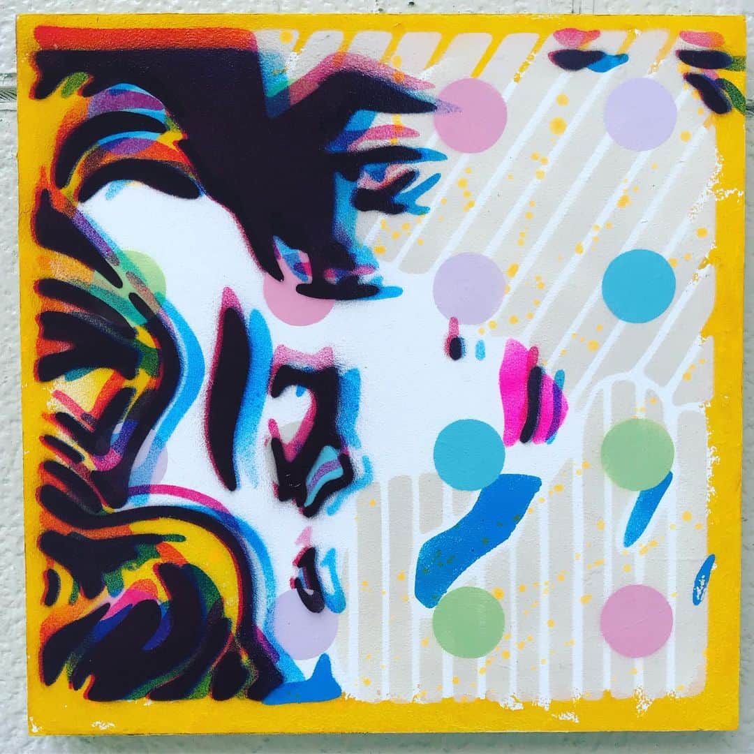 LOOTONEのインスタグラム：「LOOTONE Stencil 2019 "LOVE"  Size :30cm X 30cm  www.lootone.com」
