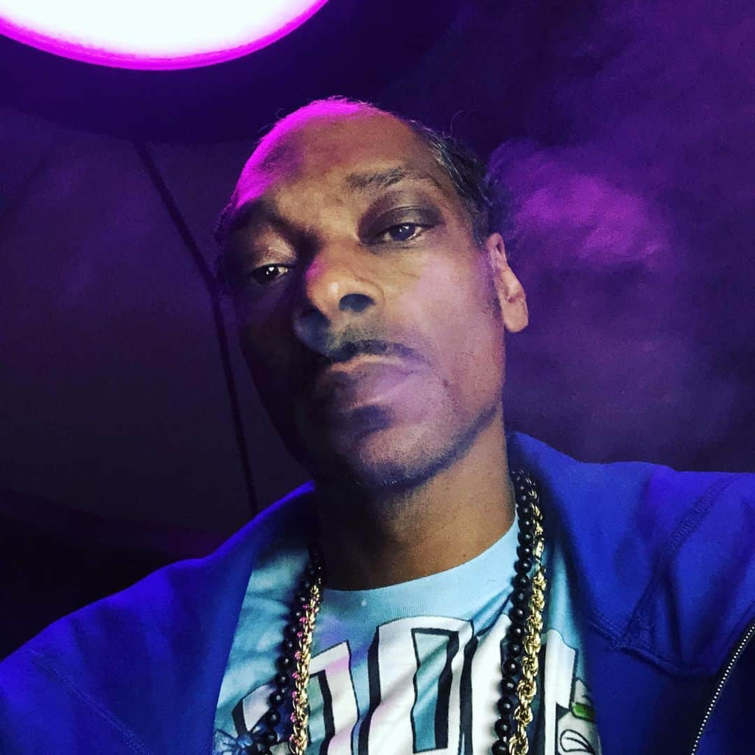 スヌープ・ドッグさんのインスタグラム写真 - (スヌープ・ドッグInstagram)「City. Boy glow 🔥💯💙💙」7月21日 14時04分 - snoopdogg