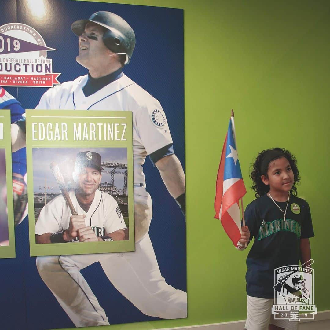 シアトル・マリナーズさんのインスタグラム写真 - (シアトル・マリナーズInstagram)「Seattle and Puerto Rico are taking over Cooperstown. #EdgarHOF」7月21日 15時04分 - mariners