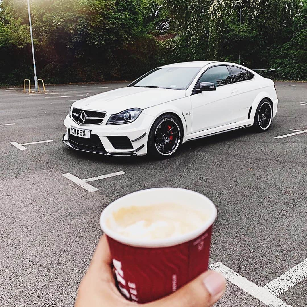 メルセデス・ベンツさんのインスタグラム写真 - (メルセデス・ベンツInstagram)「Sunday morning routine. 🔥 Photo by @rokenr. . #MercedesBenz #🌟 #MercedesAMG #AMG #CClass #BlackSeries #mbfanphoto #HeyMercedes #flatwhitecoffee #mbcar」7月21日 15時11分 - mercedesbenz