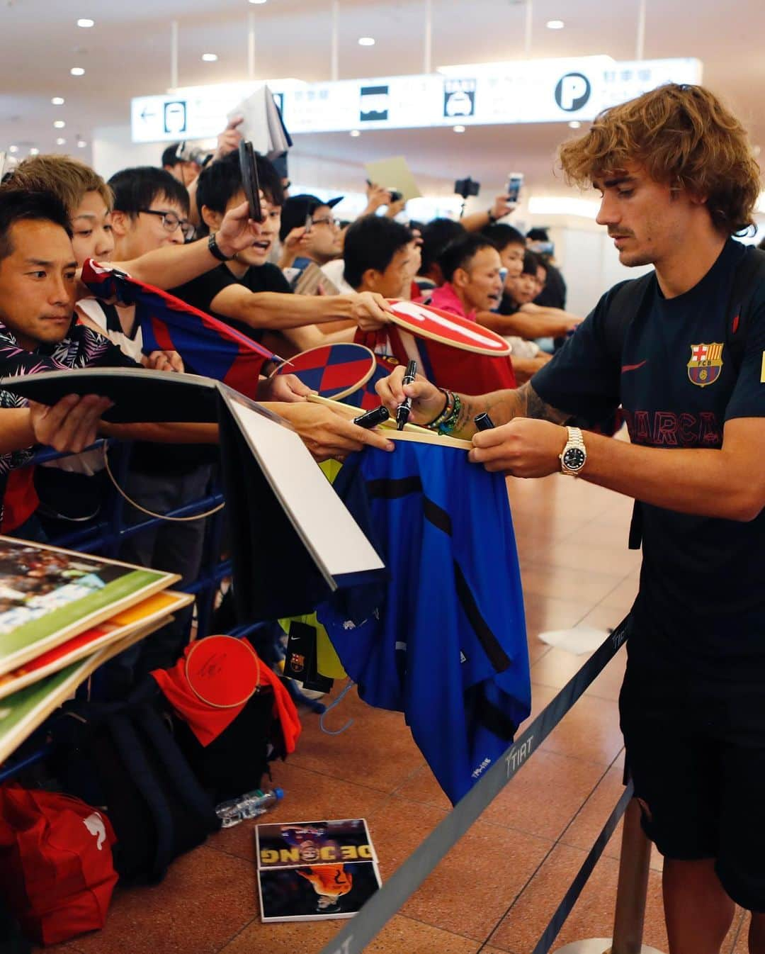 FCバルセロナさんのインスタグラム写真 - (FCバルセロナInstagram)「👋 Konichiwa, Japan 🇯🇵」7月21日 15時15分 - fcbarcelona