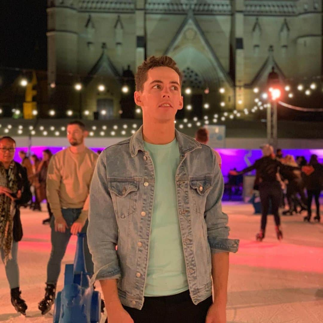 アンドリュー・ドッズさんのインスタグラム写真 - (アンドリュー・ドッズInstagram)「Had a bit of fun skating at St Mary’s Cathedral in some Rental skates after the show tonight! ❄️⭐️🔥」7月21日 15時19分 - andrew_dodds