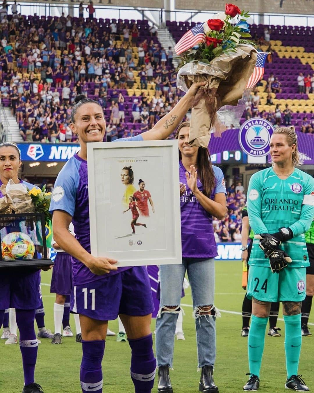 アリ・クリーガーさんのインスタグラム写真 - (アリ・クリーガーInstagram)「T H A N K  Y O U!!💜 @orlpride and to our incredible supporters who showed up last night! What an atmosphere..It feels SO good to be home in purple!💁🏻‍♀️」7月22日 2時22分 - alikrieger