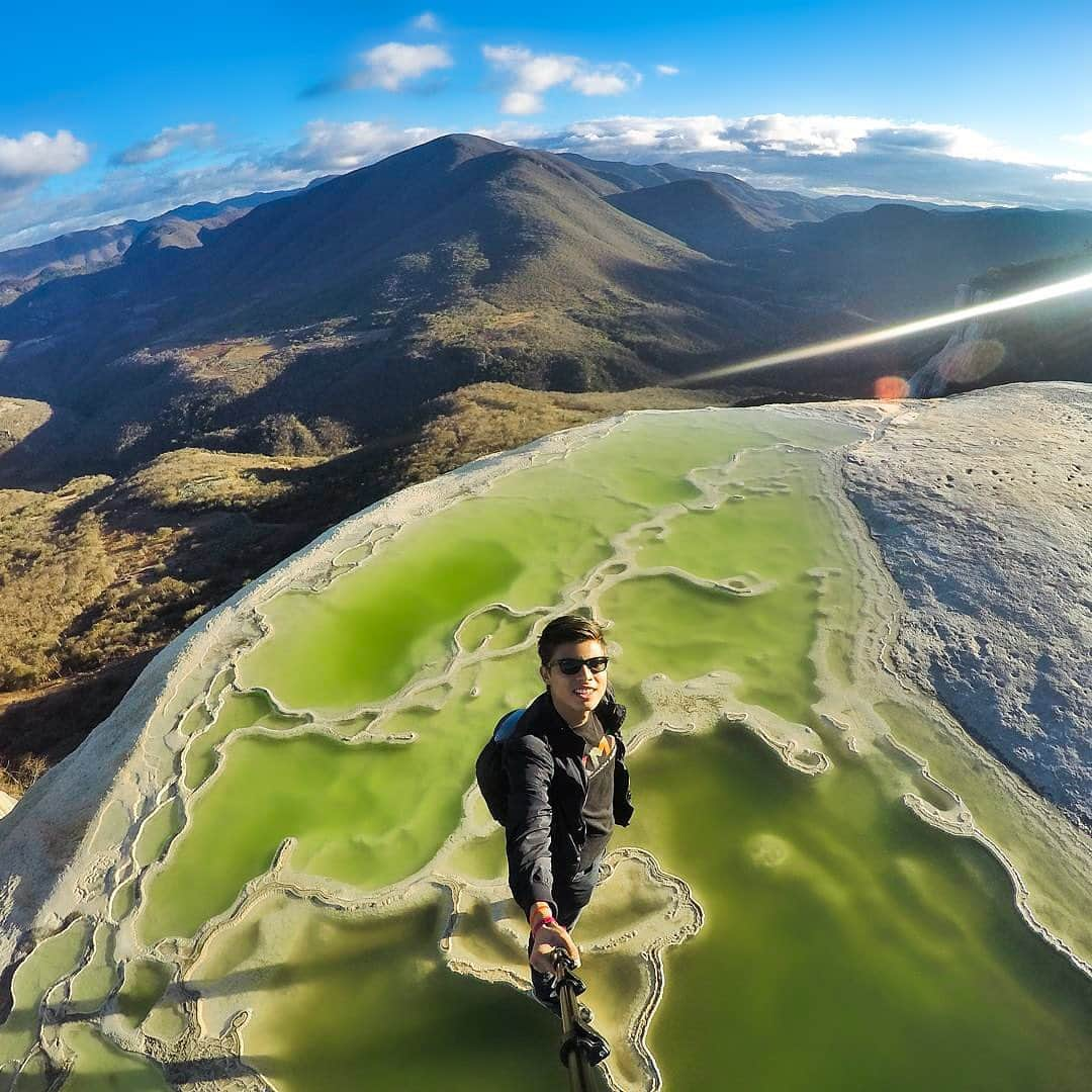 goproさんのインスタグラム写真 - (goproInstagram)「Buenos días de #Mexico. 🇲🇽 @GoProMX here to inspire your #TravelList. Which activity would you sign up for? 👉 • 1/4: Take to the skies for a bird's eye view. 📷 @gerardobistrain 📍 Puerto Escondido, Mexico • 2/4: Explore hidden gems with local tour guides. 📷 @theseakayaker 📍 Veracruz, Mexico • 3/4: Capture the cascading calcified waterfalls of Hierve el Agua. 📷 @jersongomezz 📍 #Oaxaca, Mexico • 4/4: Get adventurous + rappel through el Cañón de las Hormigas. 📷 @efrencanela 📍Nuevo León, Mexico • • • Submit your travel content to the #TripOn Challenge today. Link in bio. #GoProMX #GoProAwards #GoPro #PuertoEscondido #SummerTravel」7月22日 0時58分 - gopro