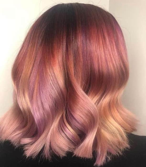 CosmoProf Beautyさんのインスタグラム写真 - (CosmoProf BeautyInstagram)「Summer Sunrise Vibes🌅✌ ✨ 1️⃣ I balayaged with @framesiusa DECOLOR B Diamond and 30 volume.  2️⃣ Then, color melt with Framesi’s newest color line #Framcolor 2001 INTENSE! 4.066 into 5.055+6.055. Both with 15 volume 3️⃣ On the ends, I just used some conditioner to keep them bright while mixing with the other 2 shades.  4️⃣ I alternated the melt with the base shade and conditioner to get the bits of lilac you see. Hair by @jessilee30 ✨ Provide intense 100% gray coverage while providing superior condition, shine and longevity with #Framesi FramColor 2001 Intense Shades. Available at #cosmoprofbeauty where you are #licensedtocreate . . #repost #vivids #vividhair #colormelt #colourmelt #colormelting #colorfulhair #trendyhair #creativecolor #fantasyhair」7月22日 1時17分 - cosmoprofbeauty