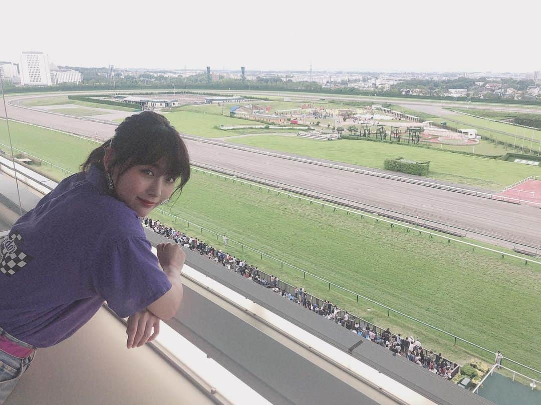 鎌田菜月さんのインスタグラム写真 - (鎌田菜月Instagram)「#彼女と競馬場デートなう てきな。  この写真のしばらく後、また2着！！！と悔しく叫ぶことになるとは…🤯 #中京競馬場 #UMAJO #競馬BEAT #laguagem #ponytail #cloudy」7月21日 17時26分 - nacky_k829