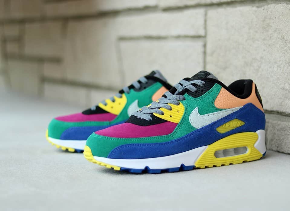 のインスタグラム：「2019 .7 .25 (thu) in store ■NIKE AIR MAX 90 QS COLOR : LUCID GREEN×BARELY GREY SIZE : 26.0cm - 29.0cm , 30.0cm PRICE : ¥14,000 (+TAX) ・ #a_and_s #NIKE #NIKEAIRMAX #NIKEAIRMAX90 #NIKEAIRMAX90QS」