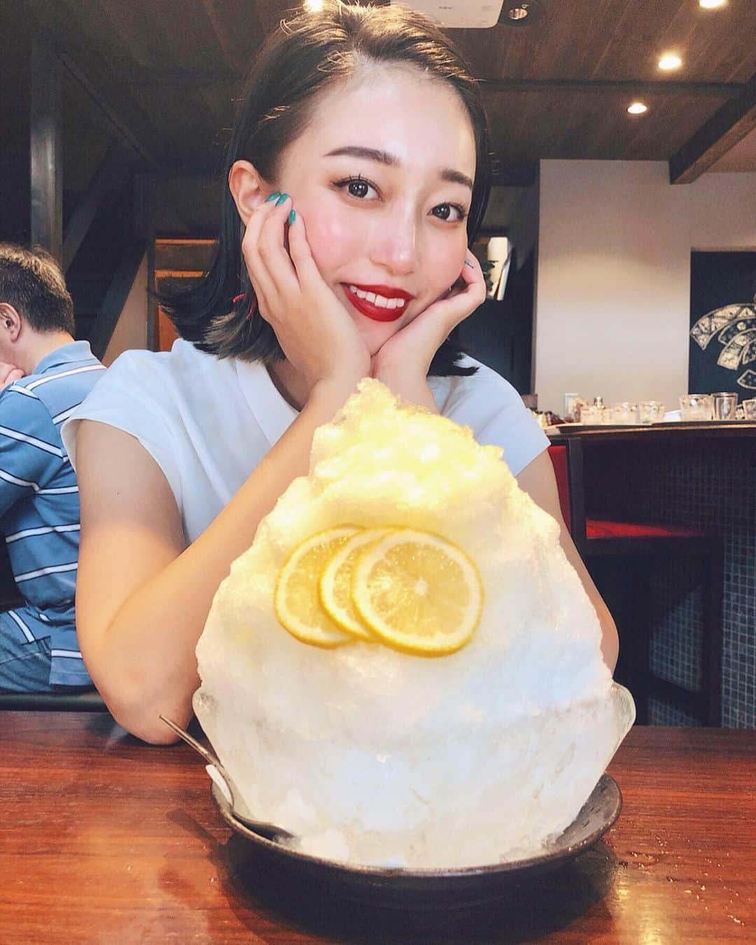 梅谷安里さんのインスタグラム写真 - (梅谷安里Instagram)「🍋🍋🍋 昨日、京都でかき氷食べた🍧 さっぱりレモン味🤤 #🍋#かき氷#lemon #shaveice#kyoto#京都」7月21日 18時23分 - anriworld