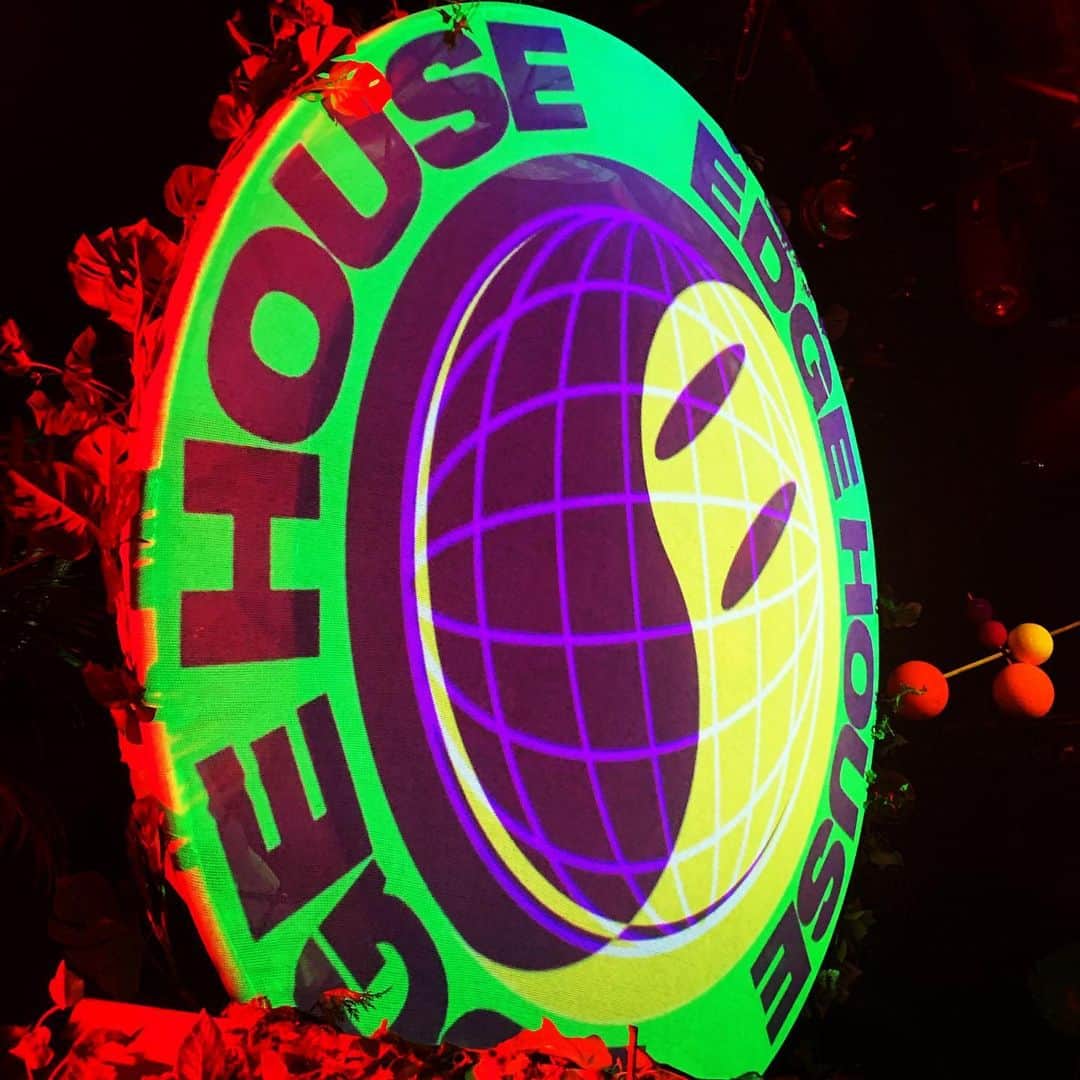 DJ DARUMAのインスタグラム：「🔥🏠 -My house is your house @edgehouse_tokyo #edgehouse」