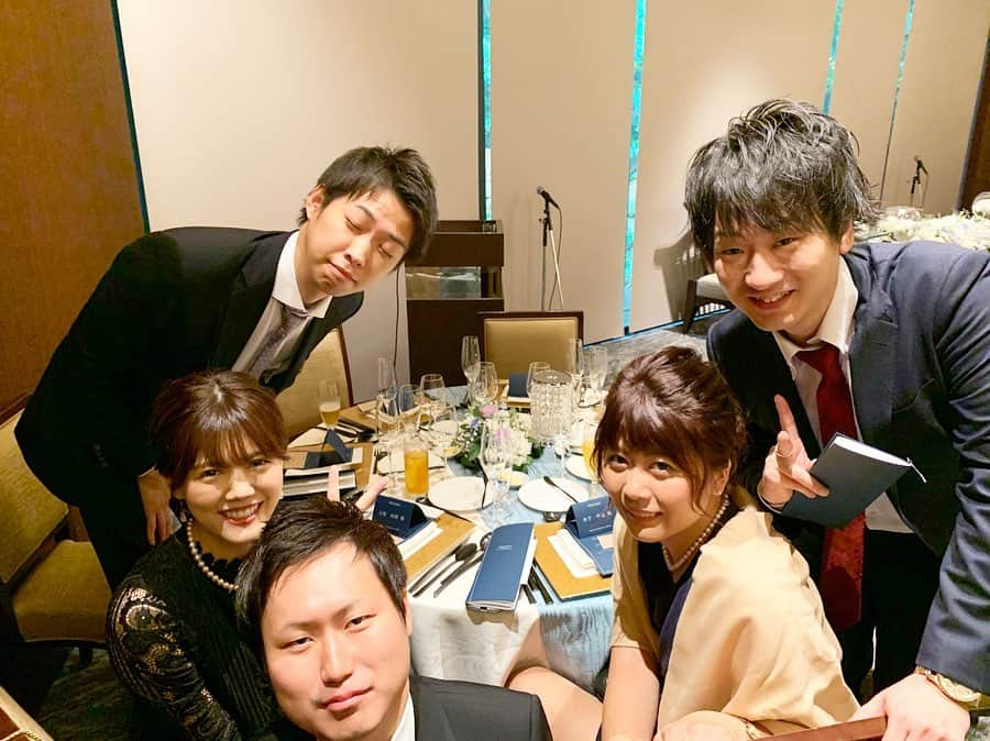 上坂由莉さんのインスタグラム写真 - (上坂由莉Instagram)「﻿ 昨日はだいちゃんの結婚式🤵👰💒﻿ おめでとーーーーん💐﻿ ﻿ 久しぶりに感じひんくらい﻿ みんな会えばすぐにいつもの雰囲気💓﻿ 大人になっても変わらず仲良くおれて嬉しい👫✨﻿ #ズッ友﻿ ﻿ ﻿ #instalove #wedding #friends #kyoto ﻿#結婚式 #披露宴 #友達 #いつメン #平安高校 #京都﻿ #2年7組 #同窓会」7月21日 19時09分 - yuri_yoga.727