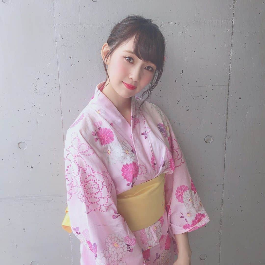 大段舞依さんのインスタグラム写真 - (大段舞依Instagram)「﻿ ﻿ にこにこ☺︎☺︎﻿ ﻿ 浴衣だよ〜 お祭り行きたいなぁ〜🏮🎇﻿ ﻿ ﻿ ﻿ #2019倍 #写メ会 #浴衣﻿ #浴衣ヘア #まとめ髪 ﻿ ﻿ ﻿」7月21日 19時48分 - maichi_1004