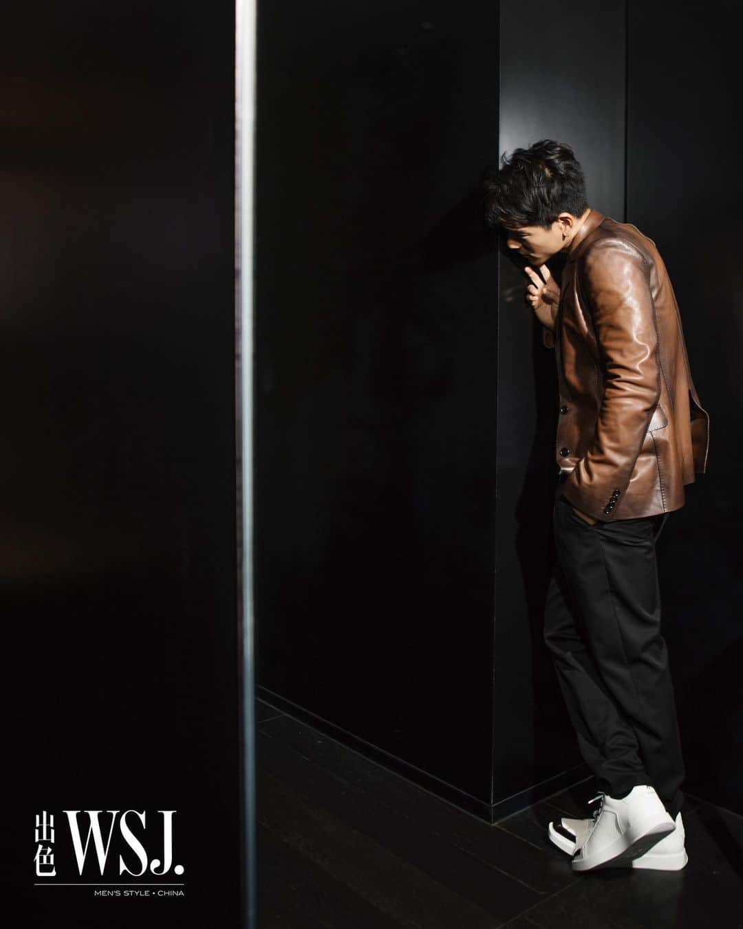 ベルルッティさんのインスタグラム写真 - (ベルルッティInstagram)「- @yuyanpeng wearing pieces from the #Berluti Winter 2019 Collection by @kris_van_assche in the first issue of WSJ Magazine China @wsjmag @wsj - #EddiePeng」7月21日 20時31分 - berluti