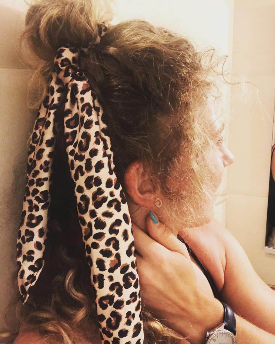 カテリナ・シニアコバさんのインスタグラム写真 - (カテリナ・シニアコバInstagram)「Your hair is 90% of your selfie 😁💁‍♀️ #hairstyles #hairstylist」7月21日 20時41分 - siniakovakaterina