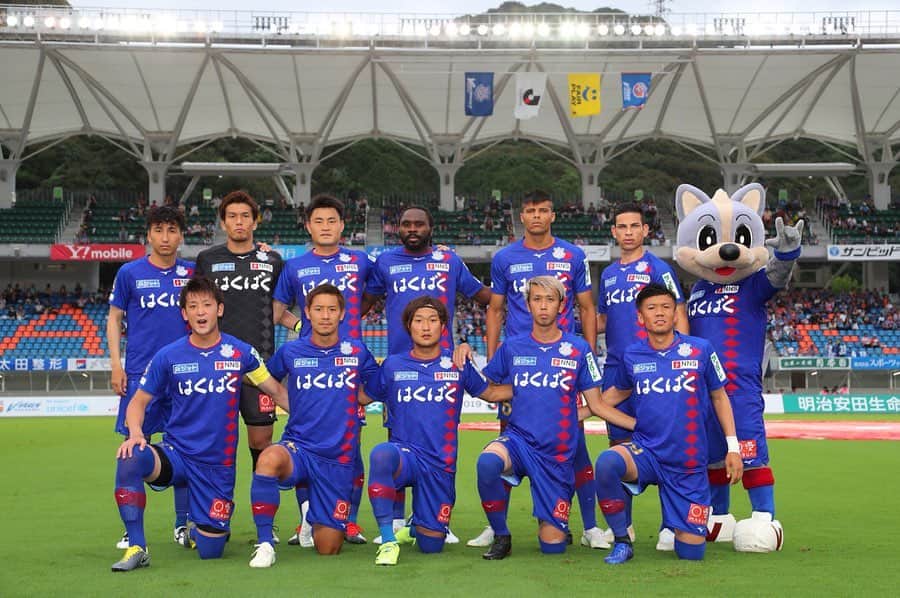 のインスタグラム：「V・ファーレン長崎戦。  応援ありがとうございました。  自分達で勝利を掴むチャンスがあっただけに…  本当に悔しいです。  もっともっと突き詰めて 週末に向けて良い準備したいと思います。  天候が悪く… 遠いアウェーの地まで 足を運んでくれたサポーター。 本当にありがとうございます。 勝てなくて申し訳ないです。  引き続き応援宜しくお願いします。  #ventforet #ventforetkofu #vvaren #vvarennagasaki #武岡優斗  #No41 #41 #YUTO41 #現場からは以上です🙏」