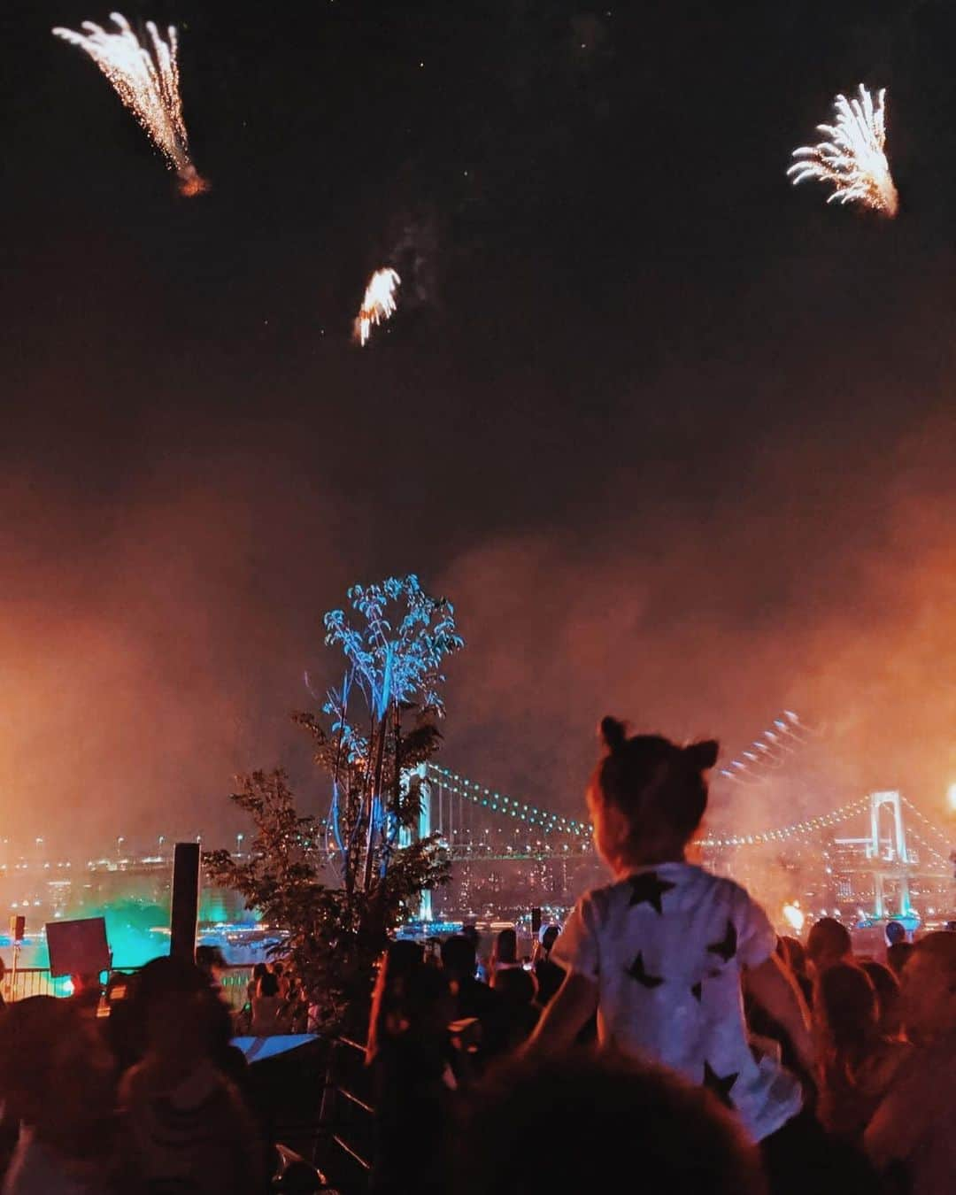 荻原桃子さんのインスタグラム写真 - (荻原桃子Instagram)「"STAR ISLAND 2019"  梅雨明け前でソワソワしたけど 流石のパワーで雨をも寄せ付けず  感動の会場でした👏  毎年パワーアップしていて本当に凄いなぁとしみじみ...😭 お台場も素敵だったけど 私は今回の会場の方が開放感あって良かったなぁ  素敵な夏の幕開けになった一夜でした  スーパーリスペクト🙏🥺 @kenji_kohashi & 関係者の皆様方🙏  #STARISLAND  #STARISLAND2019 来れなかった方はこちらのアカウントから見れます🎇 @starisland_world」7月21日 21時29分 - momokoogihara