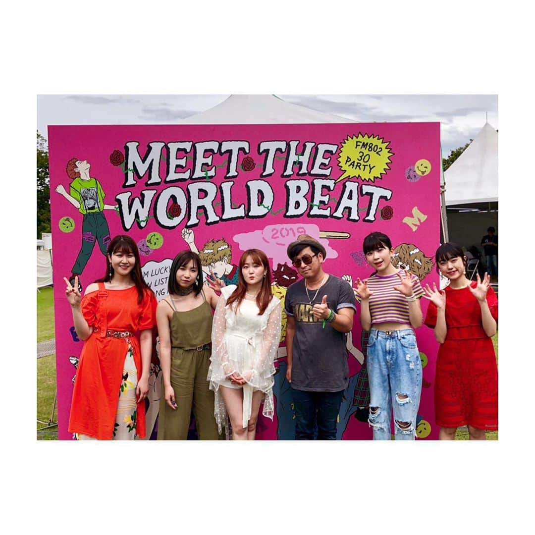 かれん（古賀かれん）さんのインスタグラム写真 - (かれん（古賀かれん）Instagram)「﻿ MEET THE WORLD BEAT 2019﻿ 暑い中、ありがとうございました〜﻿ ﻿ 見に来てくださってた黒沢さんと﻿ あいみょんさん〜」7月21日 21時51分 - lgm_karen_official