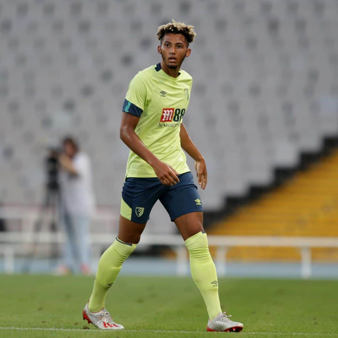 AFCボーンマスさんのインスタグラム写真 - (AFCボーンマスInstagram)「Our first outing in the new third strip last night 💚 #afcb 🍒」7月21日 21時49分 - afcb