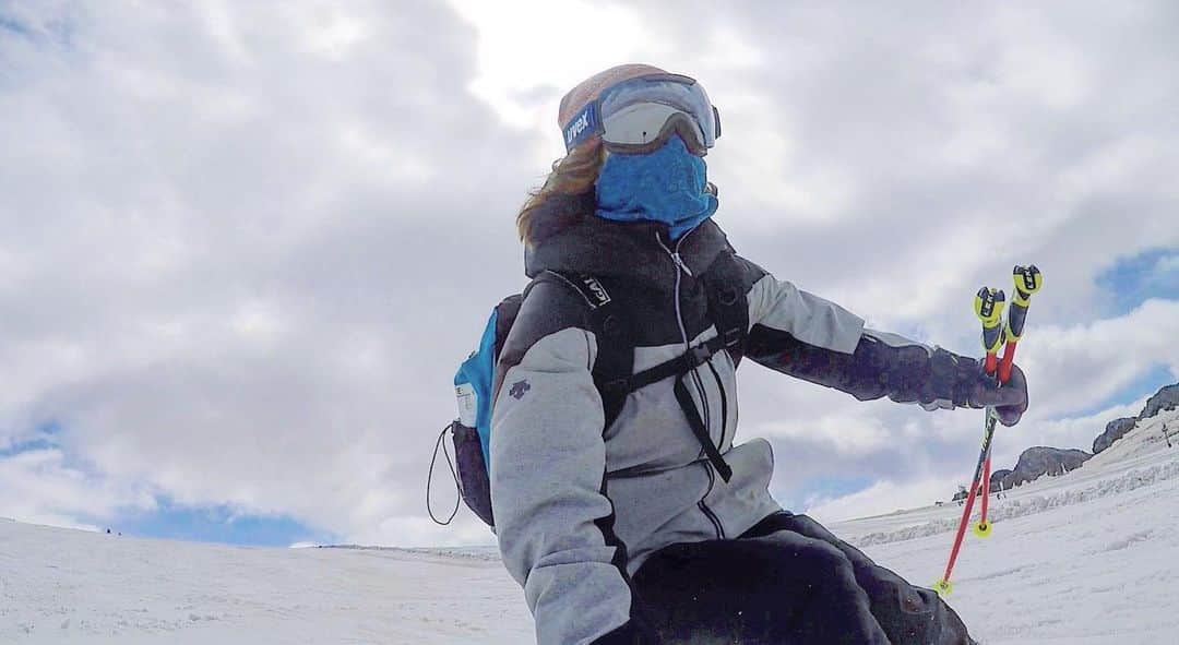 梅原玲奈さんのインスタグラム写真 - (梅原玲奈Instagram)「It's fun to skiing even it's just way down to gondola. @goprojp #hero5 #ski #skiing #glacier  #france #スキー #スキー女子  #スキークロス #江戸川区民 #江戸川区」7月21日 22時25分 - reina_umehara