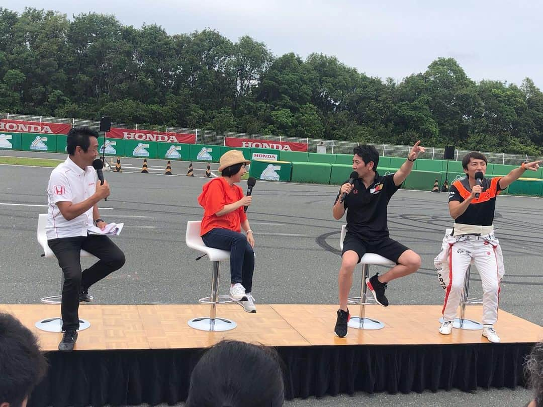 武藤英紀さんのインスタグラム写真 - (武藤英紀Instagram)「今週末は、enjoy hooda 2019 浜松にキッズカートの講師として参加させてもらいました。キッズと触れ合うといつもパワーをもらえます。 非常に有意義で楽しい二日間でした！！また是非参加したい^_^  #enjoyhonda #hamamatsu  #hamanako #honda #kids #power」7月21日 22時24分 - hide_muto106