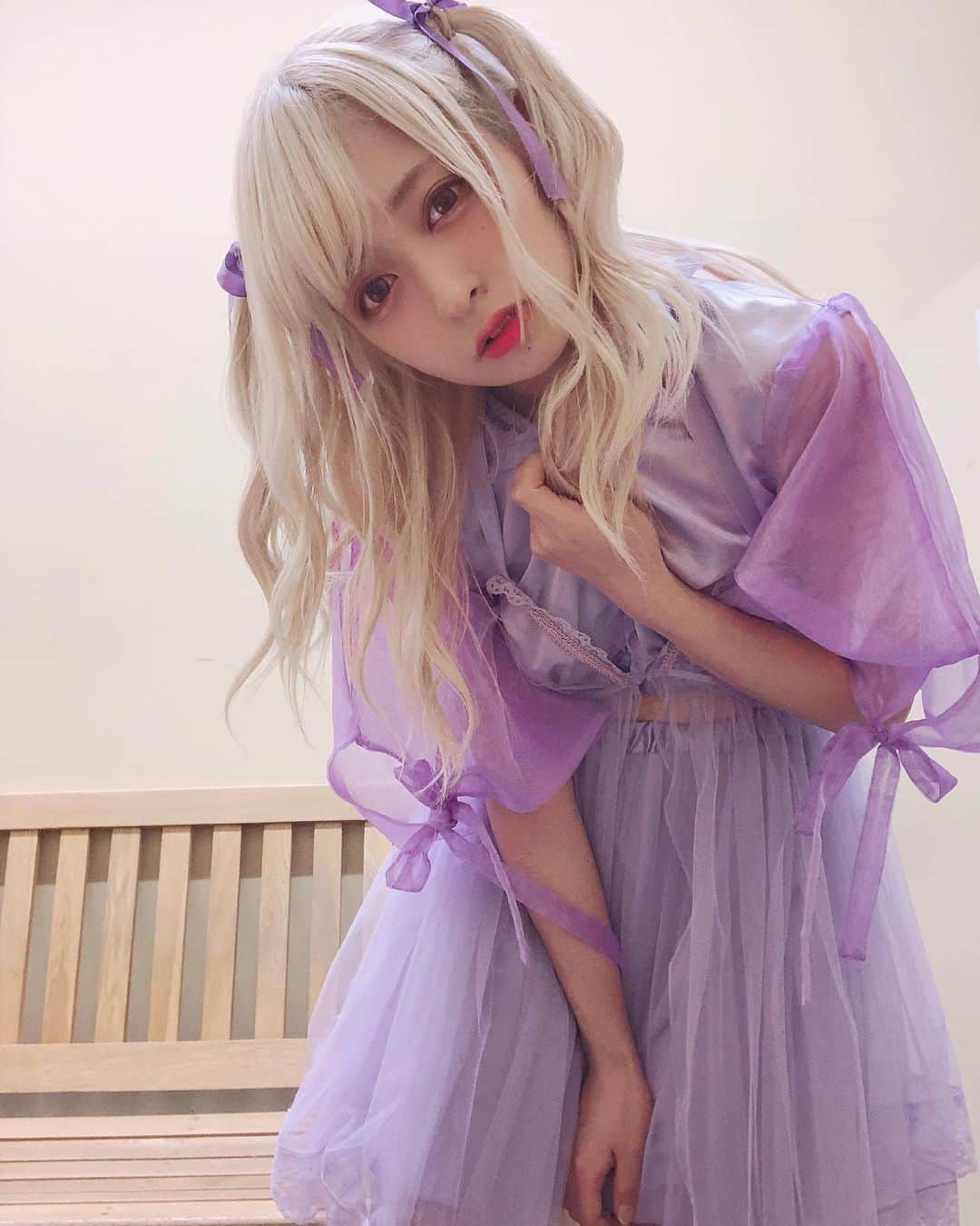 のインスタグラム：「本家の天野まりあが似合ってるって言ってくれて嬉しかったから写真いっぱい載せちゃう  #紫 #衣装交換 #福岡 #fukuoka #凱旋 #したい」