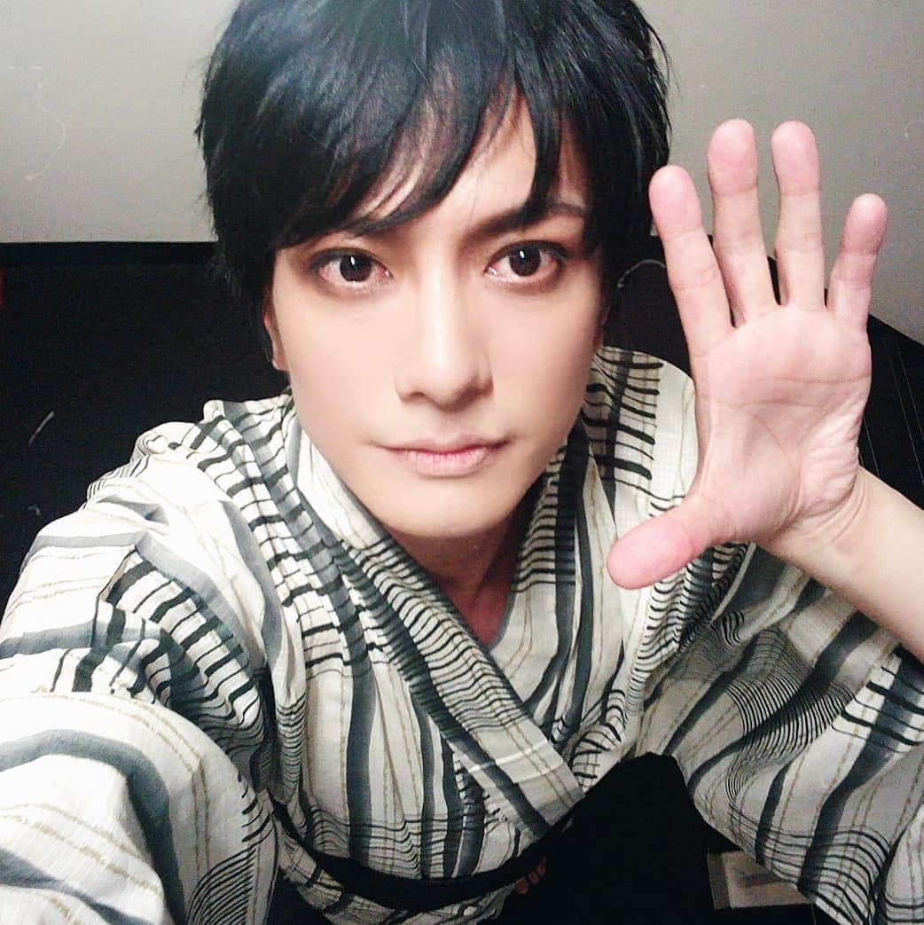 越中睦士のインスタグラム