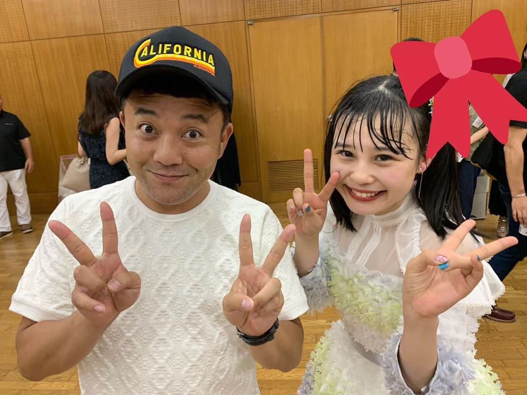 村川緋杏さんのインスタグラム写真 - (村川緋杏Instagram)「#HKT48九州7県ツアー . 斉藤優さんとフワちゃんさんが見に来てくださっていて！お写真撮っていただきました〜🥰 . お二方ともめちゃ面白いし可愛いです🎂🌝💕🥰 . #Youtuber #フワちゃん さん #パラシュート部隊 #斉藤優 さん #HKT48 #村川緋杏 #宮崎想乃」7月21日 23時24分 - murakawabibiann