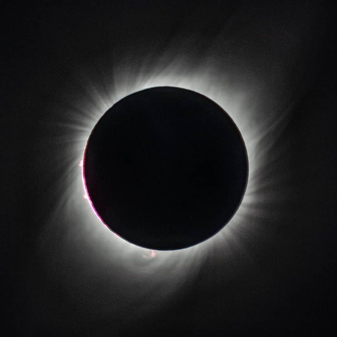 NASAさんのインスタグラム写真 - (NASAInstagram)「Total Solar Eclipse - July 2, 2019  The Sun’s corona is only visible during a total eclipse, when the Moon obscures the Sun’s bright face, revealing its dimmer surrounding atmosphere. The crown-like corona is pearly-white. This photo was taken during a total solar eclipse on Tuesday, July 2, 2019, from the National Science Foundation’s (NSF) Cerro Tololo Inter-American Observatory. The observatory is located in the foothills of the Andes, 7,241 feet (2200 meters) above sea level in the Coquimbo Region of northern Chile. A total solar eclipse was visible across parts of Chile and Argentina, while a partial eclipse was visible across much of South America.  Credit: NASA/Goddard/Rebecca Roth #eclipsesolar2019 #eclipse2019 #eclipsetotal #NSFScience #NSF #science #sun #moon #earth #nasa #nasagoddard #photogarpher #eclipse #chile」7月21日 23時45分 - nasagoddard
